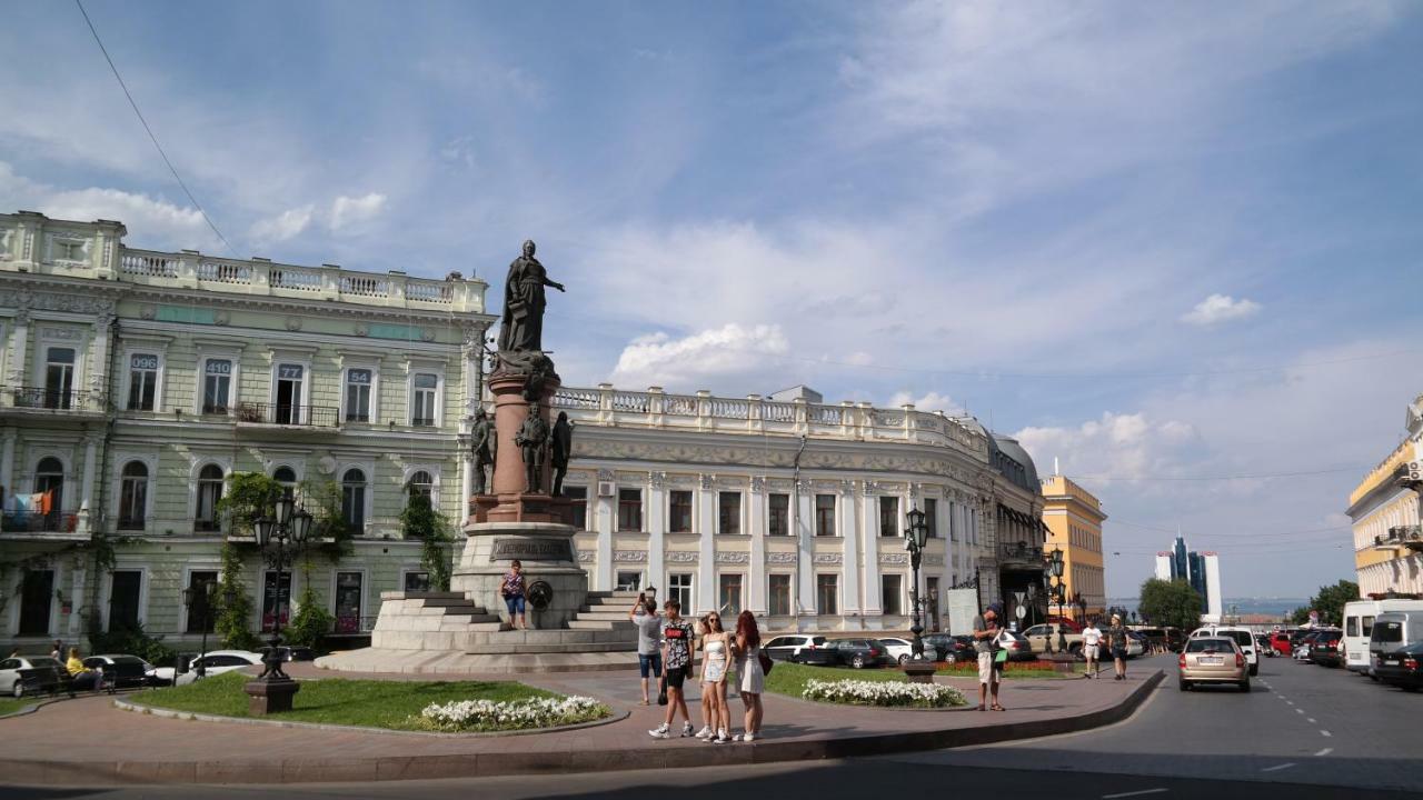 E4 Hotel Oděsa Exteriér fotografie